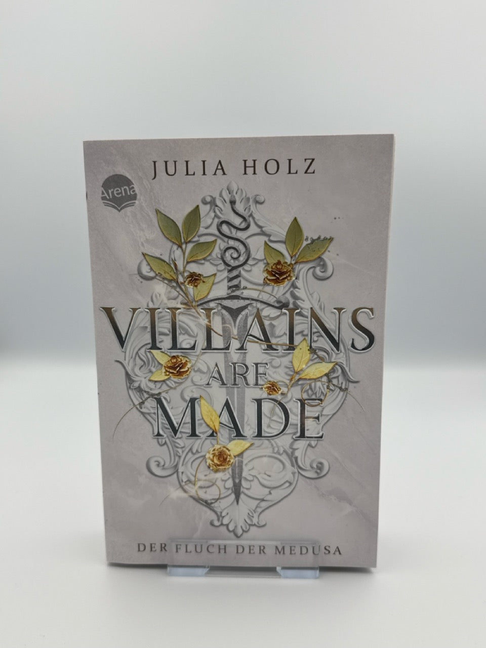 Villains Are Made - Der Fluch der Medusa