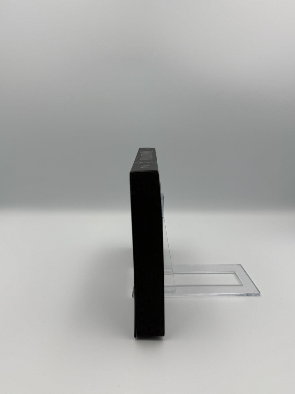 Blackened Bond, Band 2