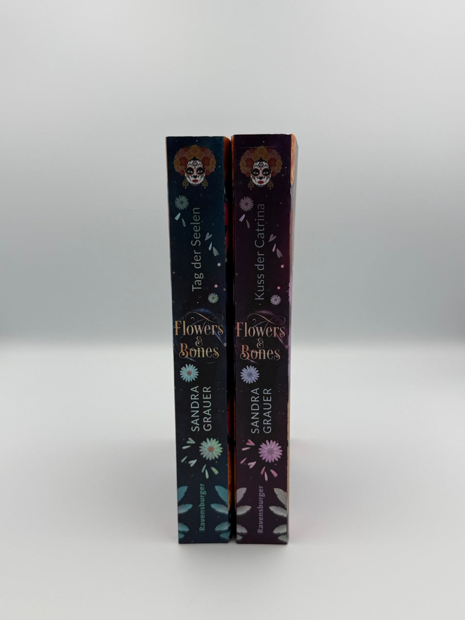 Flowers & Bones Reihe 1 & 2, Bundle