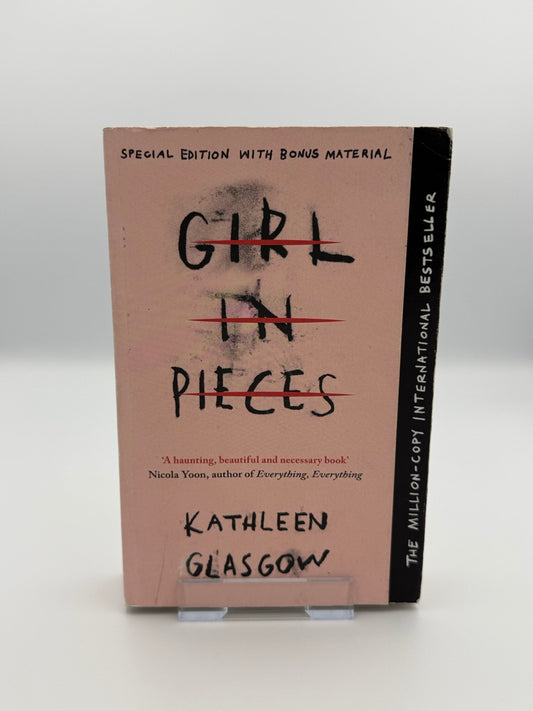 Girl in Pieces (EN)