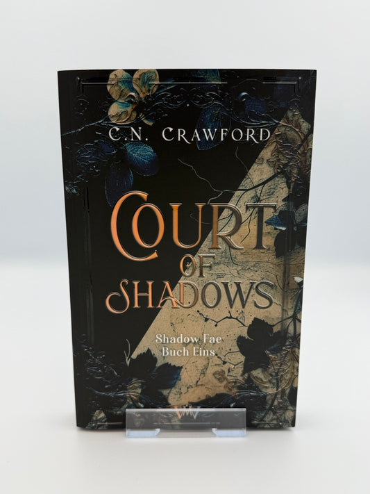 Court of Shadows, Band 1