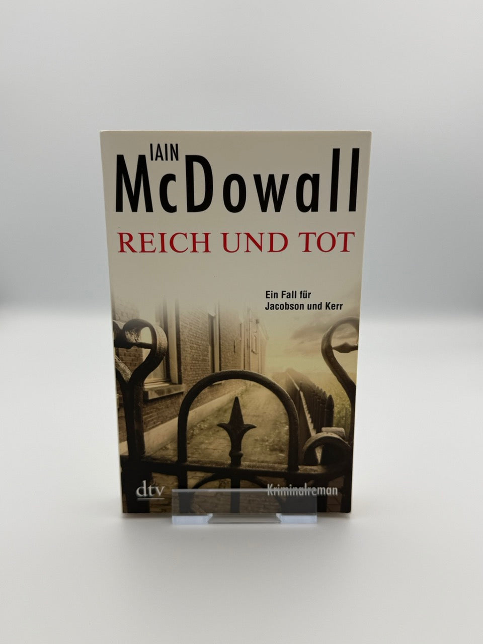 Reich und tot